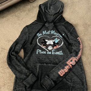 Disney thin sweatshirt